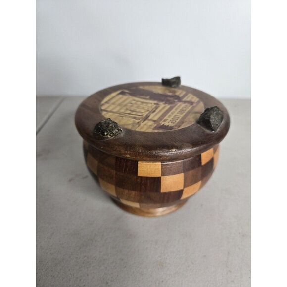 Beautiful Vintage Handmade Round Wooden Trinket Box Candy Dish Bowl With Lid 5" - Picture 1 of 4